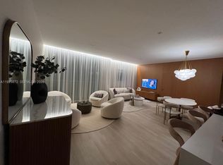 31 SE 5th St APT 3921, Miami, FL 33131