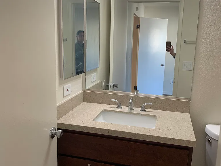1205 N Ross St #31 — Photo 8