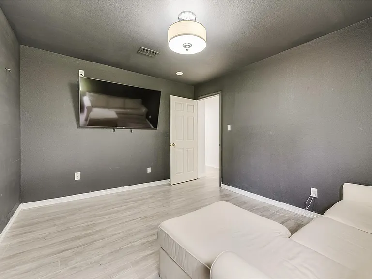 603 Pine Meadow Ct — Photo 17