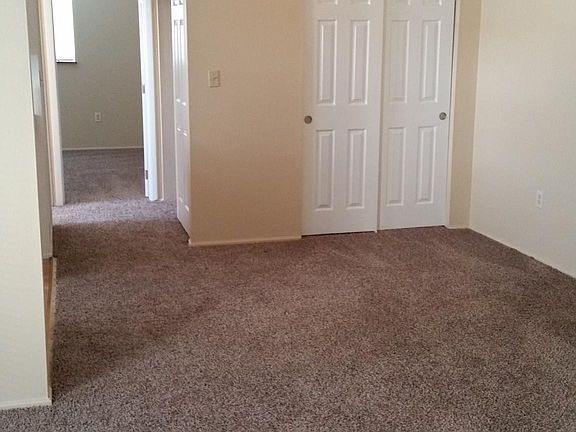 4th image of 8222 Chesswood Dr #1