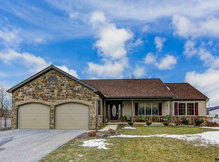 2292 Friesian Rd, York, PA 17406