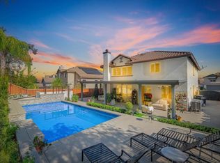 8359 Clover Creek Rd, Riverside, CA 92508