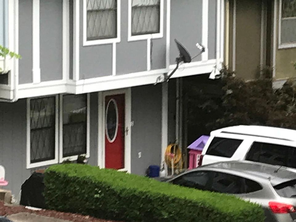 1st image of 110 Lancelot Ct APT 5