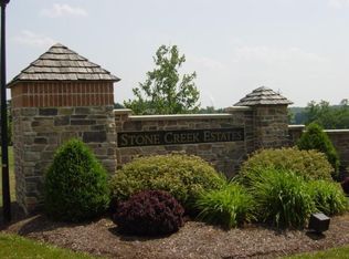 101 Monument Dr, Elizabethtown, PA 17022