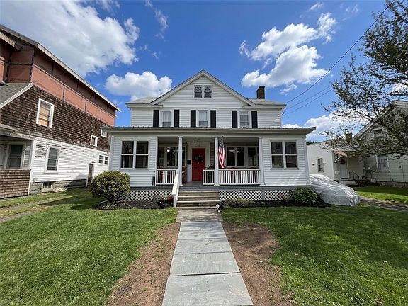 3rd image of 32 Mead St
