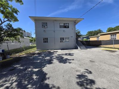 925 NW 69th St, Miami, FL, 33150
