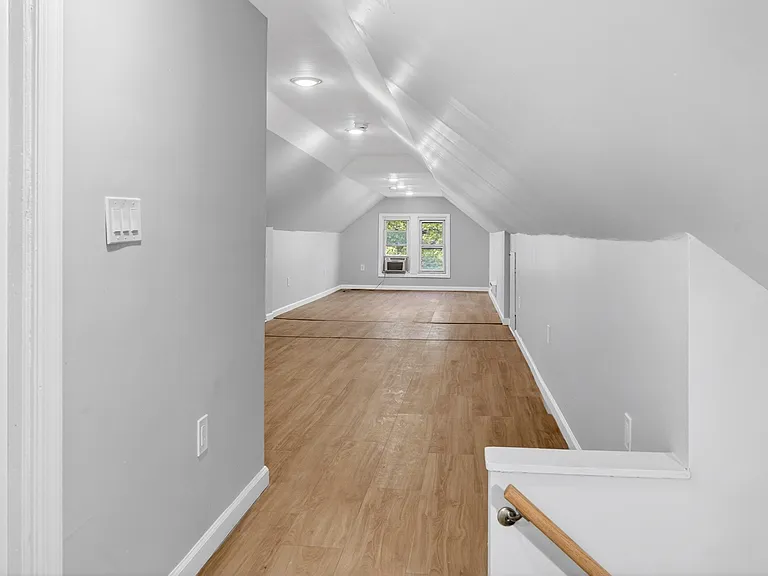 12 E 49th St #2 — Photo 24