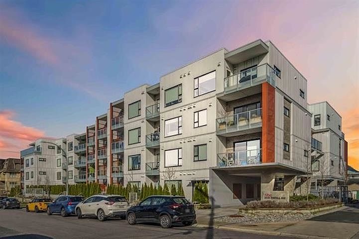 1st image of 2345 Rindall Ave #109
