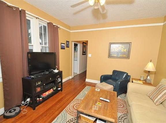 3rd image of 103-05 Metairie Ct