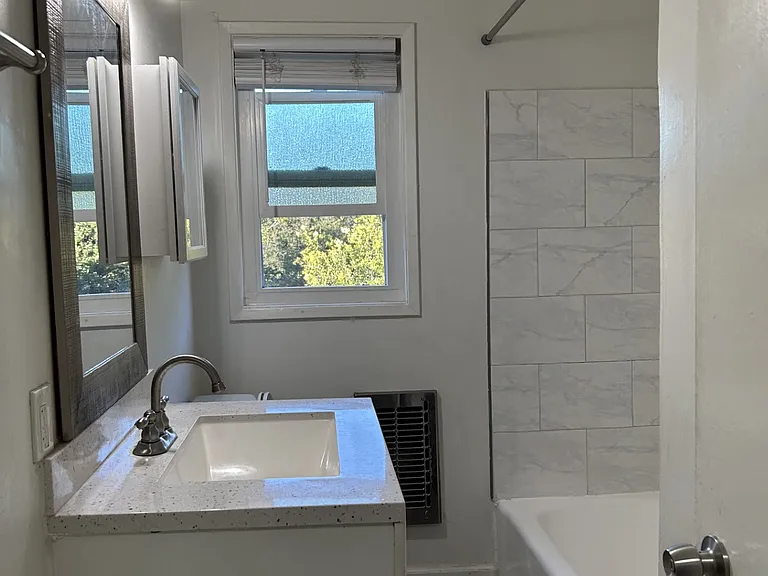 4232 Ethel Ave — Photo 14
