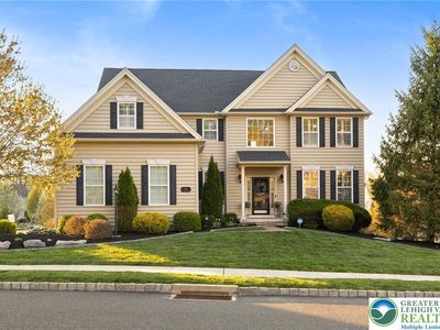 4855 Hycliff Chase, Center Valley, PA, 18034