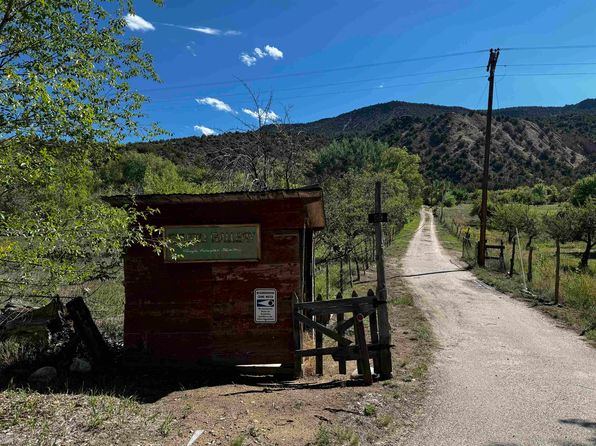 59 Private Drive 1105, Embudo, NM 87531