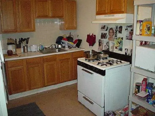 4 bed, $4,300 — Photo 2