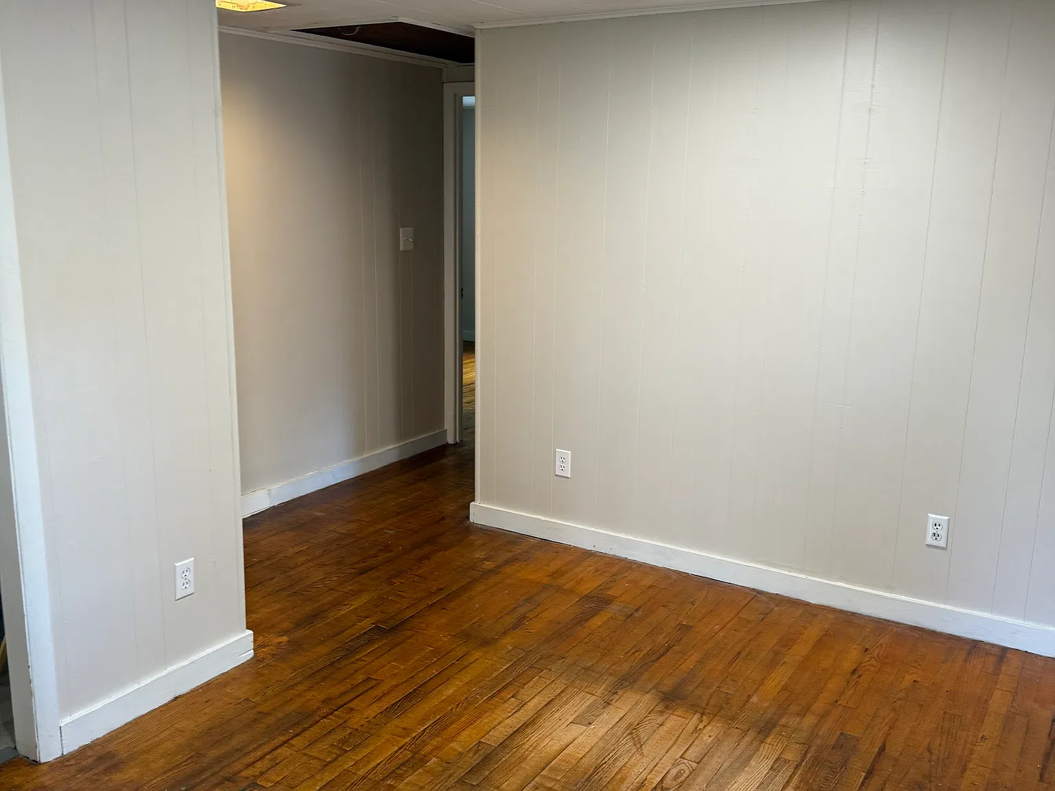 2 bed, 1000 sqft, $1,475 — Photo 3