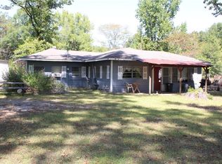 295 Woodson Landing Rd, Deville, LA 71328
