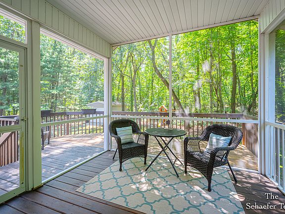 3rd image of 10895 Forest Valley Dr