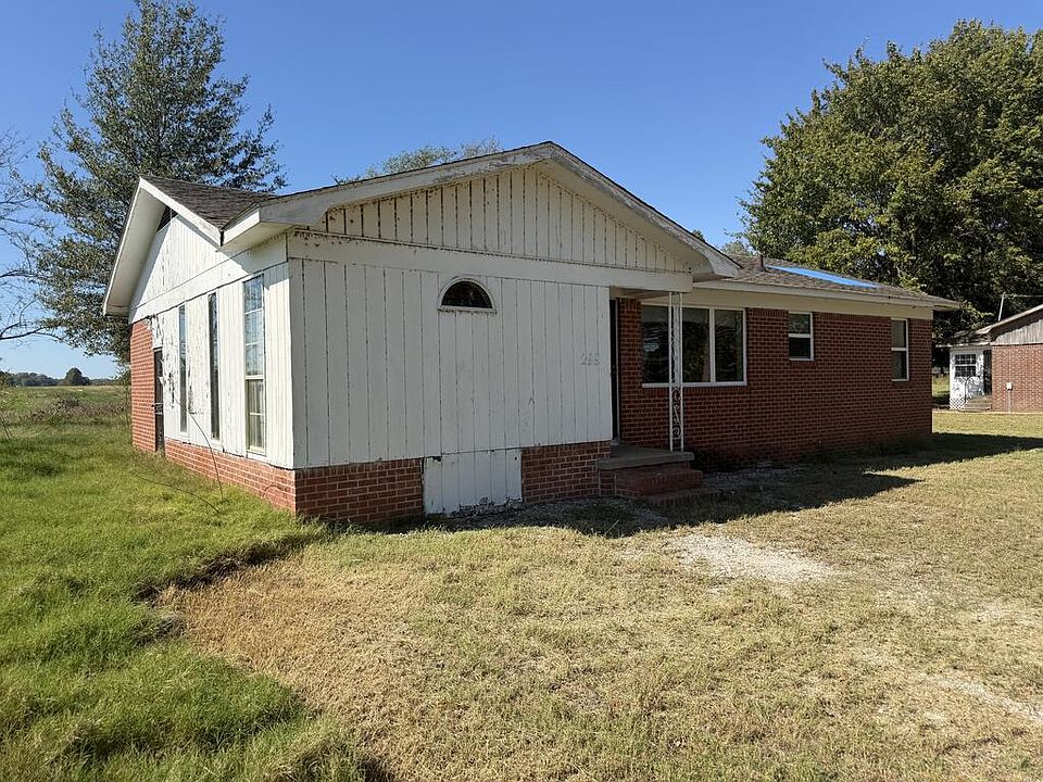 2nd image of 303 Law 511 Rd