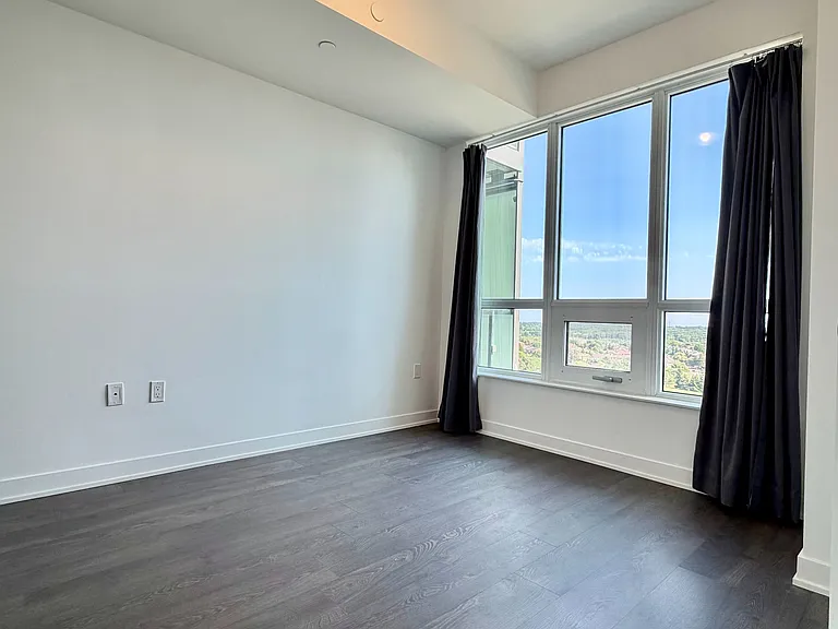 4699 Glen Erin Dr #1106 — Photo 10