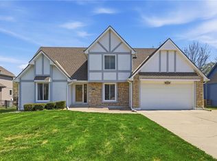 5115 SW Pelican Point, Lees Summit, MO 64082