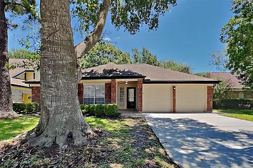 2314 Pebbledowne Cir Photo 1