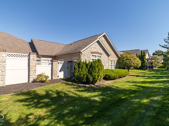 5th image of 13907 Rue Charlot Ln #27