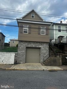 549 N 2nd St, Steelton, PA, 17113