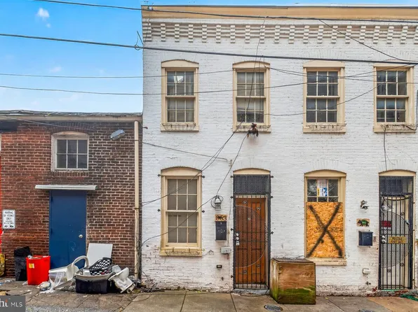 863 Reinhart St, Baltimore, MD 21230