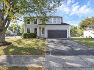 6037 Carmell Dr, Columbus, OH 43228