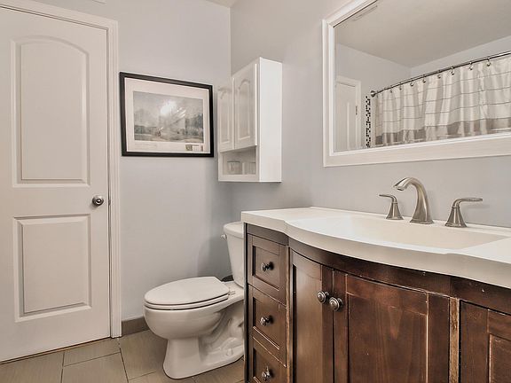 4th image of 3211 Kenhill Dr