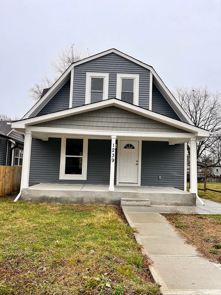 1239 N Mount St photo 1