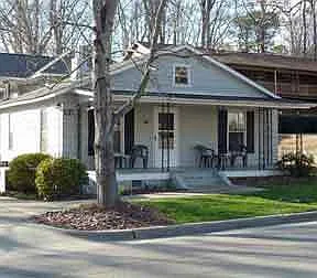 1514CV — Photo 1