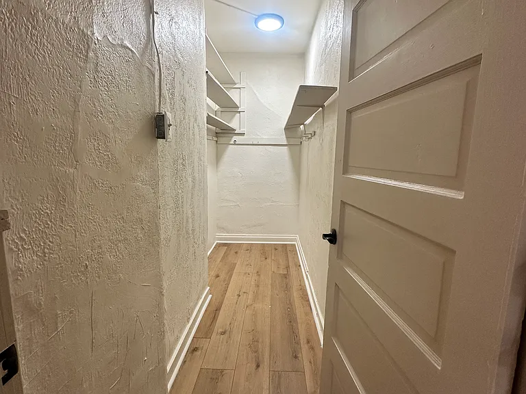 3148 Miami St #1F — Photo 5