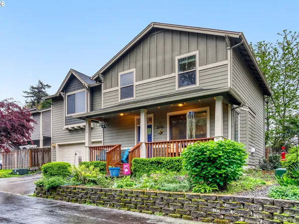 179 Crestwood St, Fairview, OR 97024