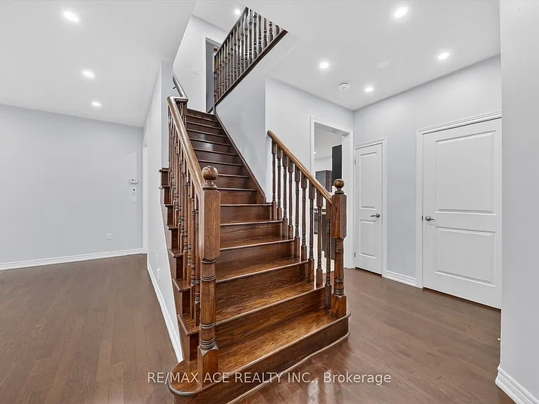 10 Gusul Ave — Photo 8