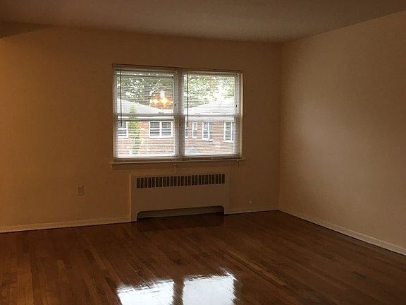 3rd image of 59 Bross Pl APT 13