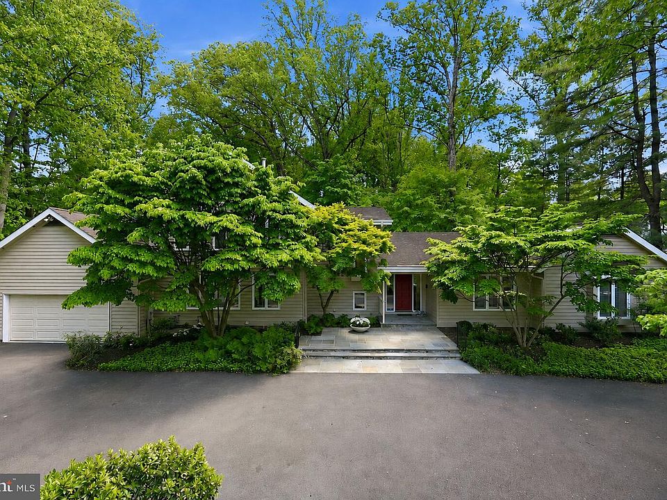 1st image of 11815 Beekman Pl