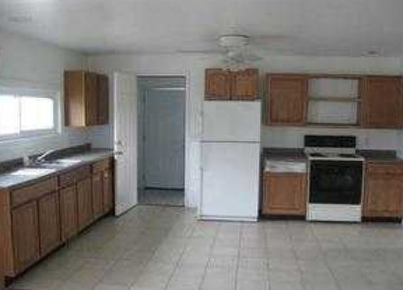 4th image of 298 Township Road 14