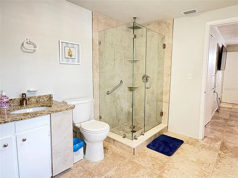 2823 Gulf Of Mexico Dr — Photo 24