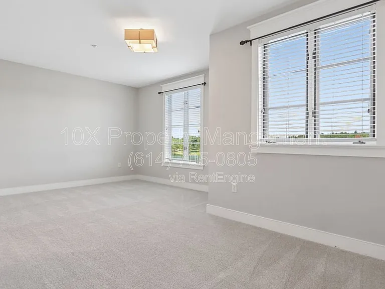 9045 Terrazza South Ct — Photo 23