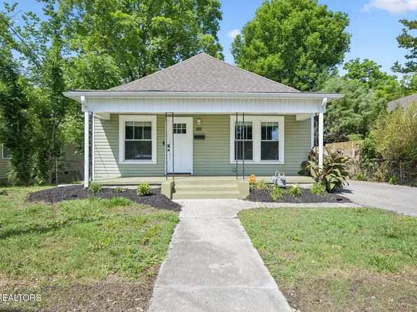 2502 Harvey St, Knoxville, TN 37917