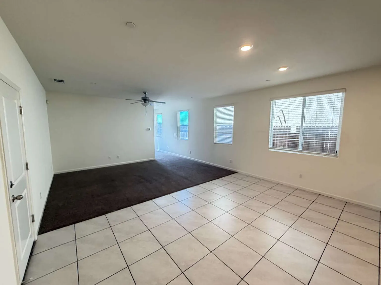 5 bed, 2.5 bath, $2,400 — Photo 2