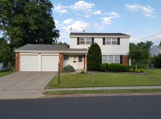 1559 Hampton Rd, Bensalem, PA 19020