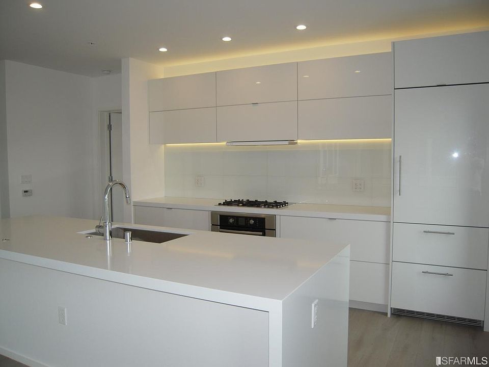 1st image of 415 De Haro St APT 307
