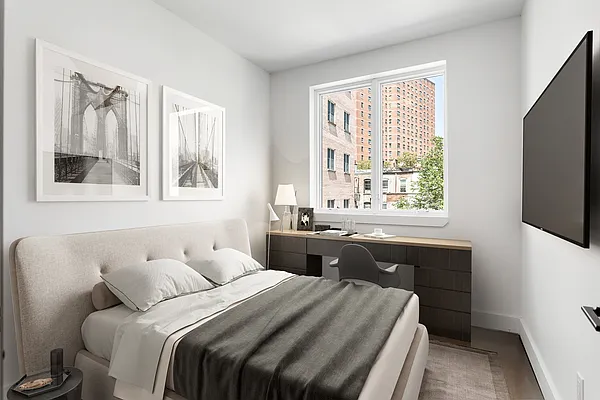 Rented by Safdie Realty Group | media 26