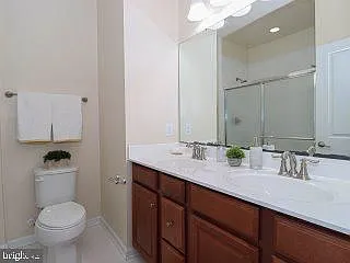 7721 Duncannon Ln — Photo 23