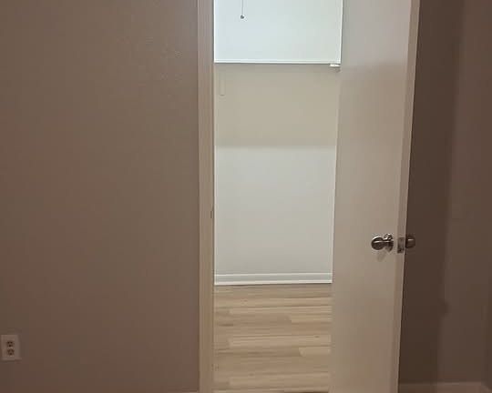 5th image of 200 SE Front St #106