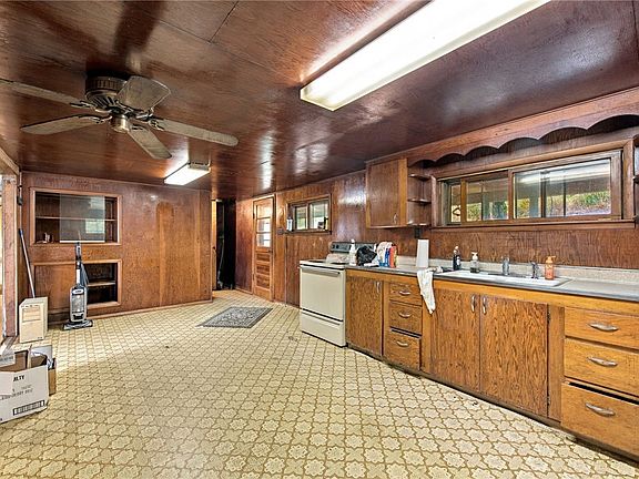 4th image of 928 Duvall Rd
