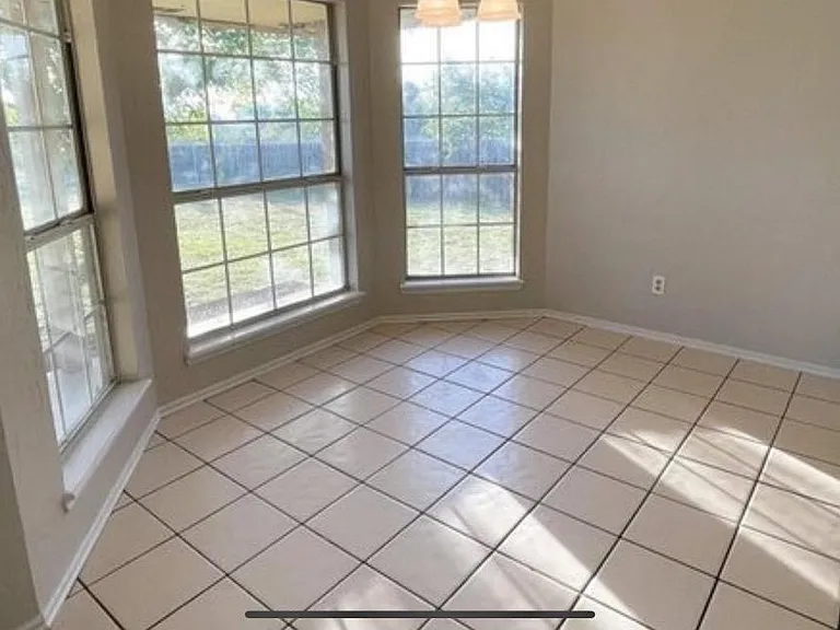 7 NW Pleasant View Rdg — Photo 5