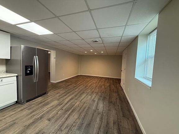 4th image of 1010 Carolyn Ave #C