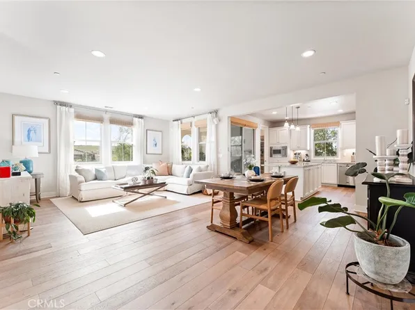 713 Trailblaze, Irvine, CA 92618